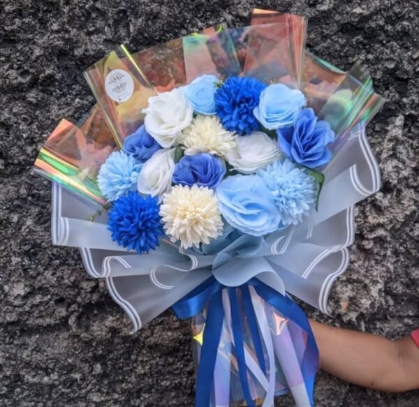 LilyLoot Blue Harmony Bucket